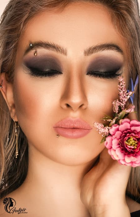 دوره آموزش گریم و میکاپ
