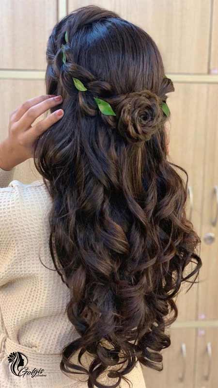مدل موی باز و بسته با گل رز