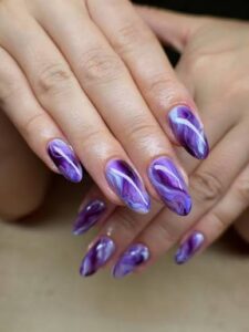 کاربرد ژل بلومینگ در لاک ناخن